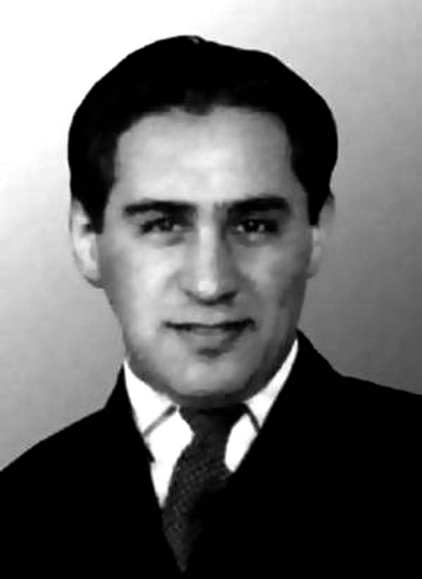 Павел Судоплатов (1907-1996) - уроженец Мелитополя, в 1920-х работал в органах ГПУ УССР. В 1930-х переведен в Москву в отдел внешней разведки. Был введен в ОУН с целью убийстава Евгения Коновальца. Исполнитель покушения