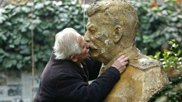 Реставраторы хреновы