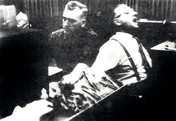 Фрагмент эксперимента Стэнли Милгрэма