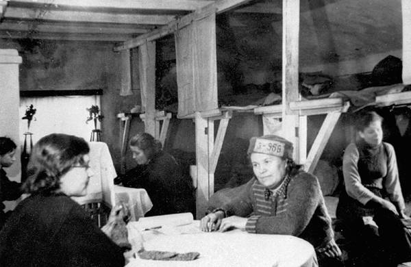 Gorlag_vrez3_700.jpg Gorlag_vrez3_700.jpg