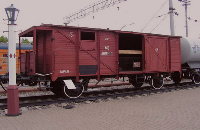 Один із вагонів-"теплушок", в яких проводились депортації