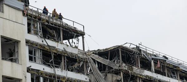 Наслідки удару РФ по Києву 6 квітня 2025 рокуФото: Valentyn Ogirenko/REUTERS