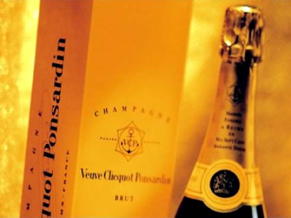 Шампанское для ГУД по 618 грн за бутылку