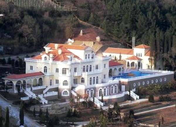 «Чайный домик» Януковича в Крыму, вид с моря