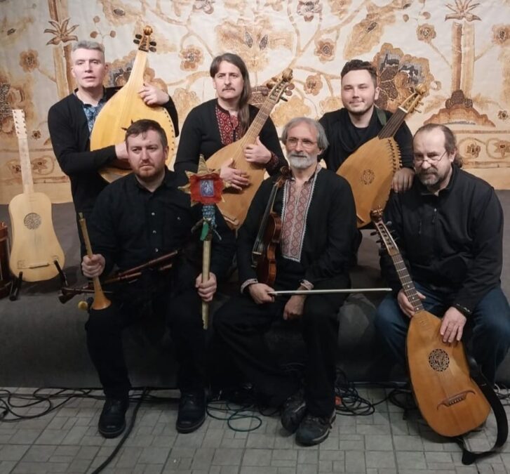 Гурт “Хорея Козацька” у своєму репертуарі має понад 30 пісень. Фото з особистого архіву гурту