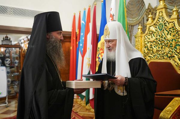 Під час наречення Патрокла Поромбака на єпископа ПЦМ / РПЦ. Москва, Тронний зал храма Христа Спасителя. Квітень 2024 р. /  Джерело фото: Фото - сайту РПЦ.