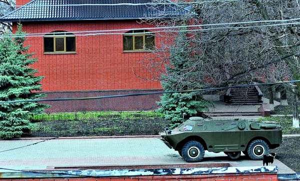 БТР, на котором экс-депутат любил кататься по городу