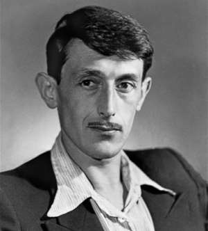 Киевлянин Виктор Некрасов после фронта и тяжелого ранения вернулся в родной город