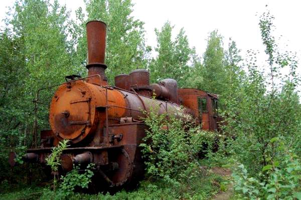 Строительство железной дороги Салехард — Игарка в 1947-1953 годах можно считать одним из самых утопических проектов ГУЛАГа.  